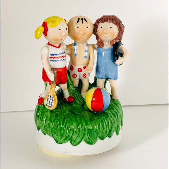Aldon 1981 Best Friends Porcelain Musical Figurine - Picture 7 of 7